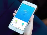 普聯(lián)路由器恢復(fù)出廠設(shè)置后，用手機(jī)連接WiFi，打開瀏覽器輸入192.168.1.1按提示重新設(shè)置即可。-路由網(wǎng)