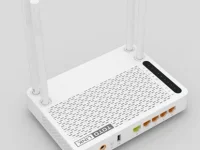 AC路由器是指支持802.11ac標(biāo)準(zhǔn)的無線路由器，提供更快的網(wǎng)絡(luò)速度和更穩(wěn)定的連接。-路由網(wǎng)