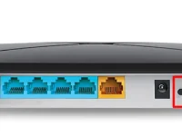 水星(MERCURY)MAC1200R路由器怎么恢復出廠設置？-路由網(wǎng)